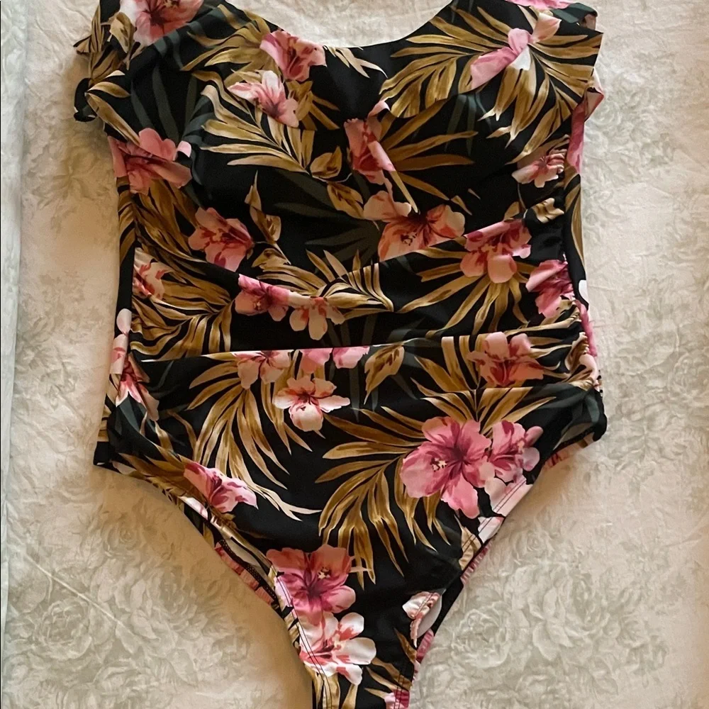 Kona Sol Black Floral Bikini - Picture 2 of 8